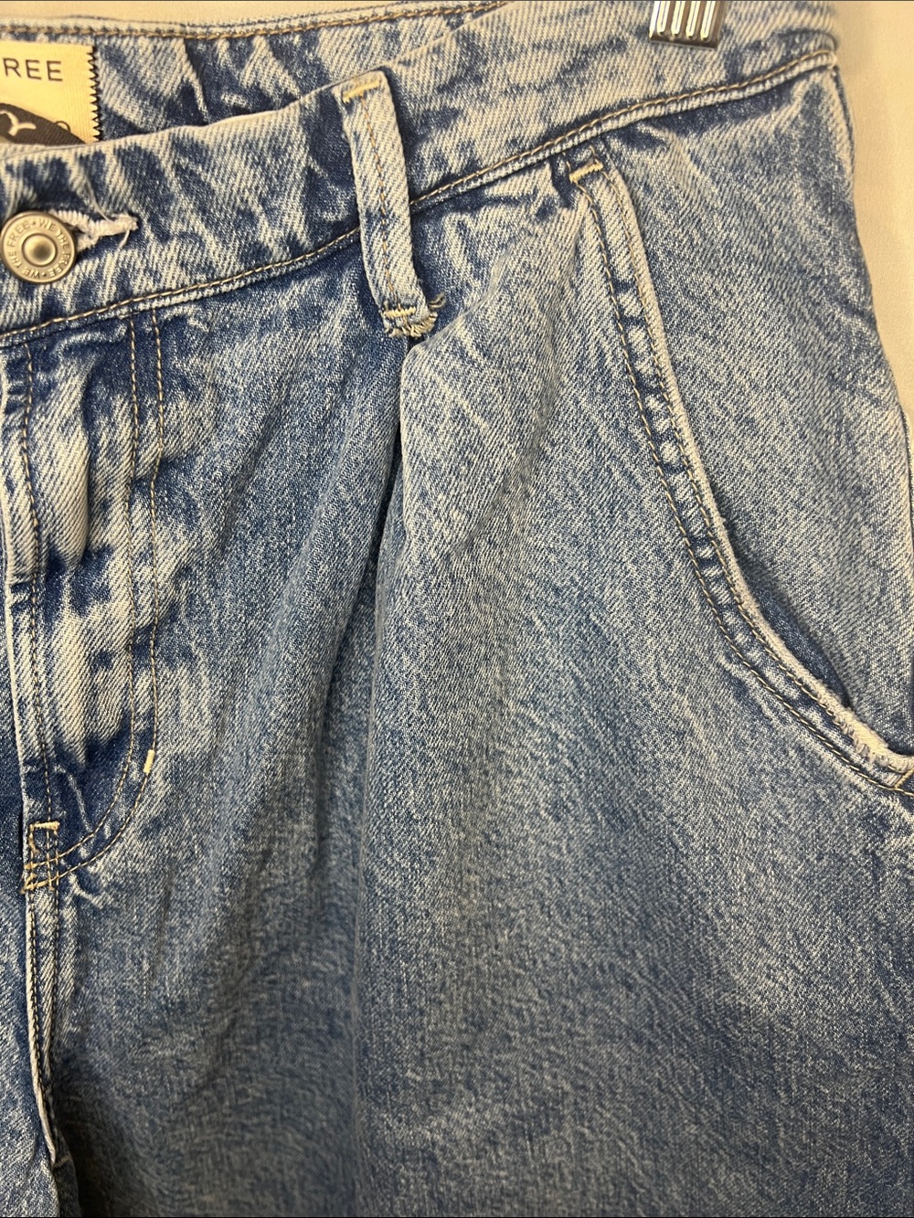 We The Free Antonio Culotte Jeans Size 30 with 1 Flaw! - Picture 4 of 15